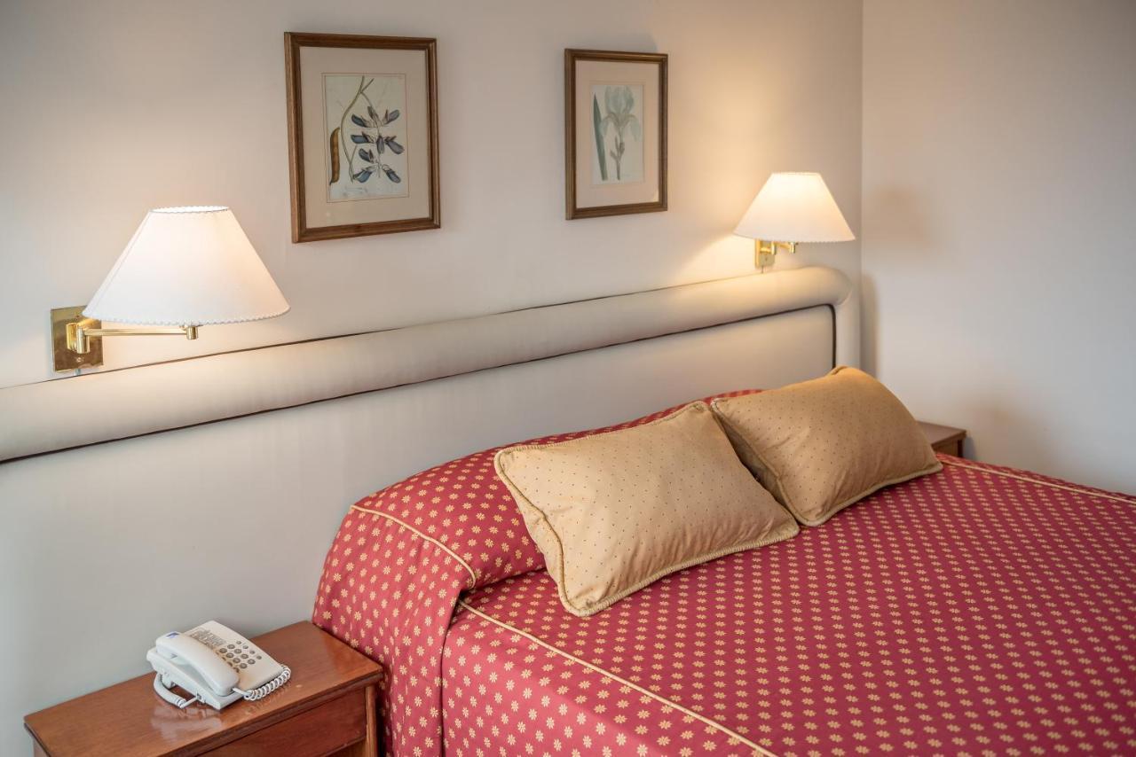 Hotel Presidente Mar del Plata Buitenkant foto