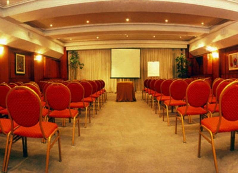 Hotel Presidente Mar del Plata Buitenkant foto
