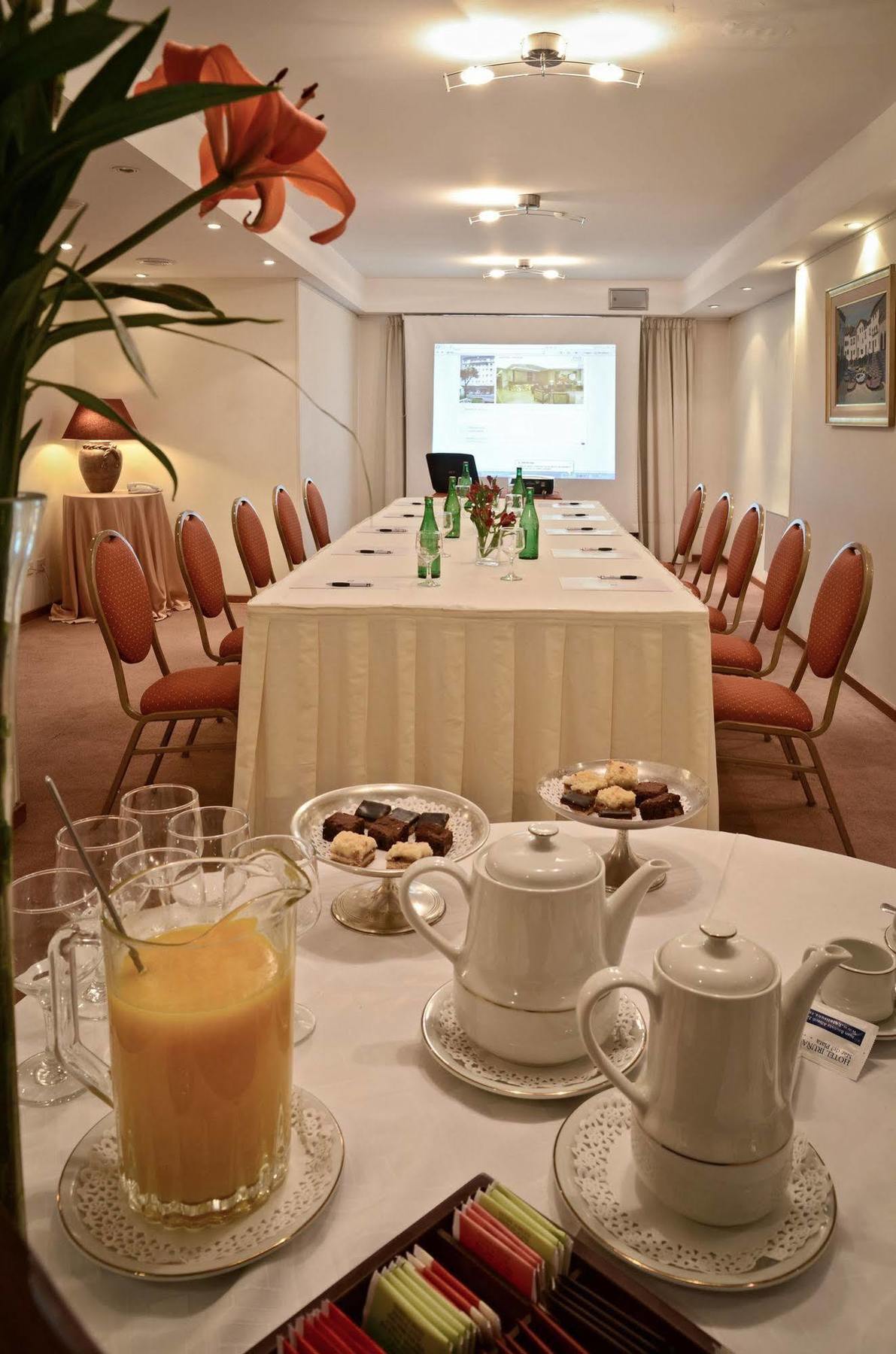 Hotel Presidente Mar del Plata Buitenkant foto